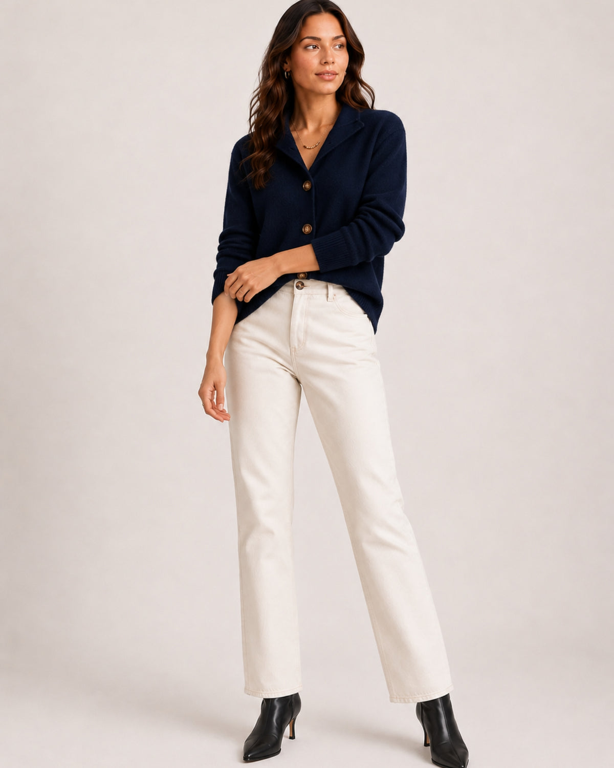 Women's Button-Up Knitted Cardigan with Collar