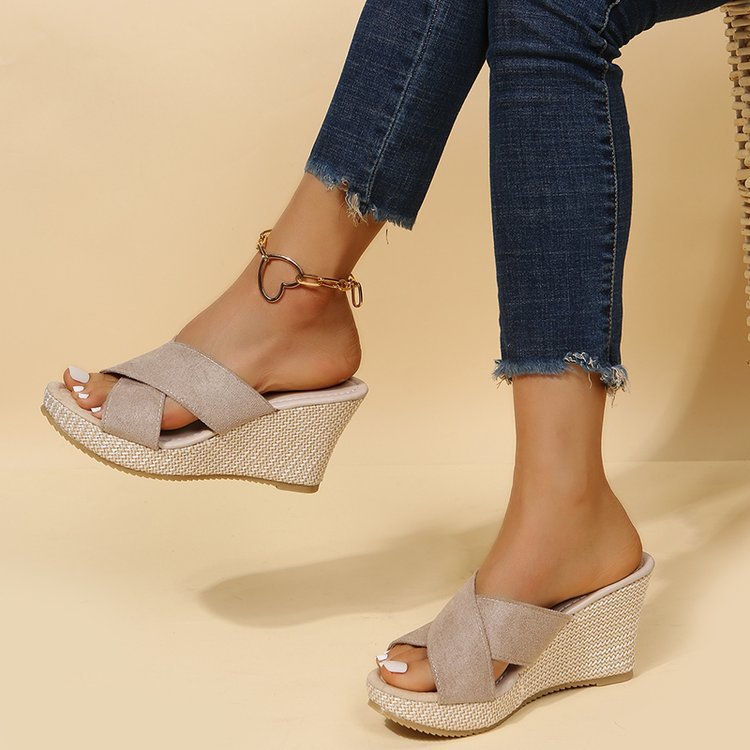 Women's Orthopedic Walking Sandals with Cushioned Support