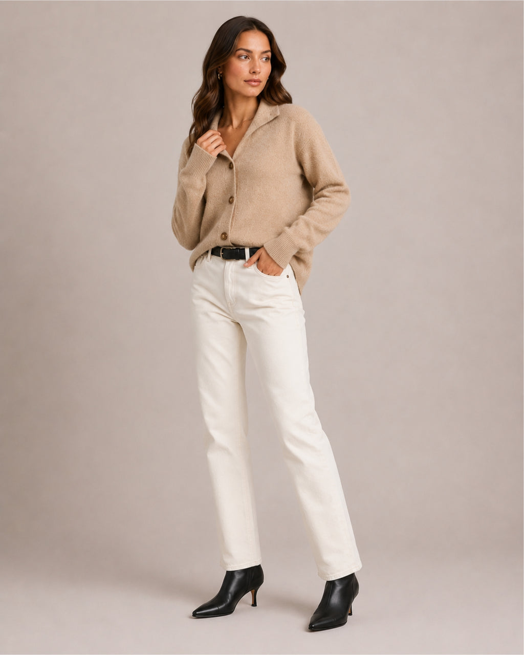 Women's Button-Up Knitted Cardigan with Collar