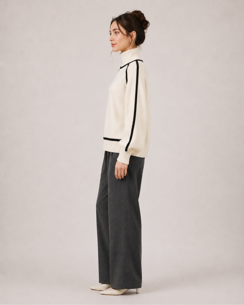 Women's Oversized Turtleneck Jumper with Contrast Trim