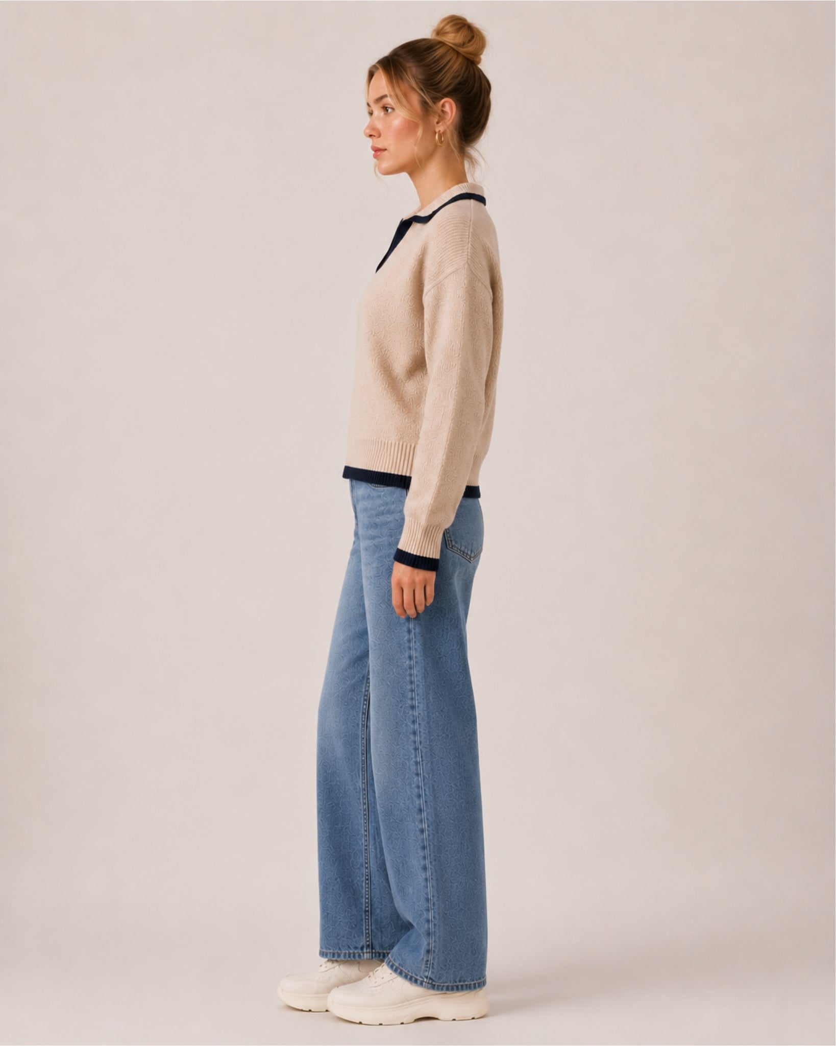Women's V Neck Collared Knitted Jumper