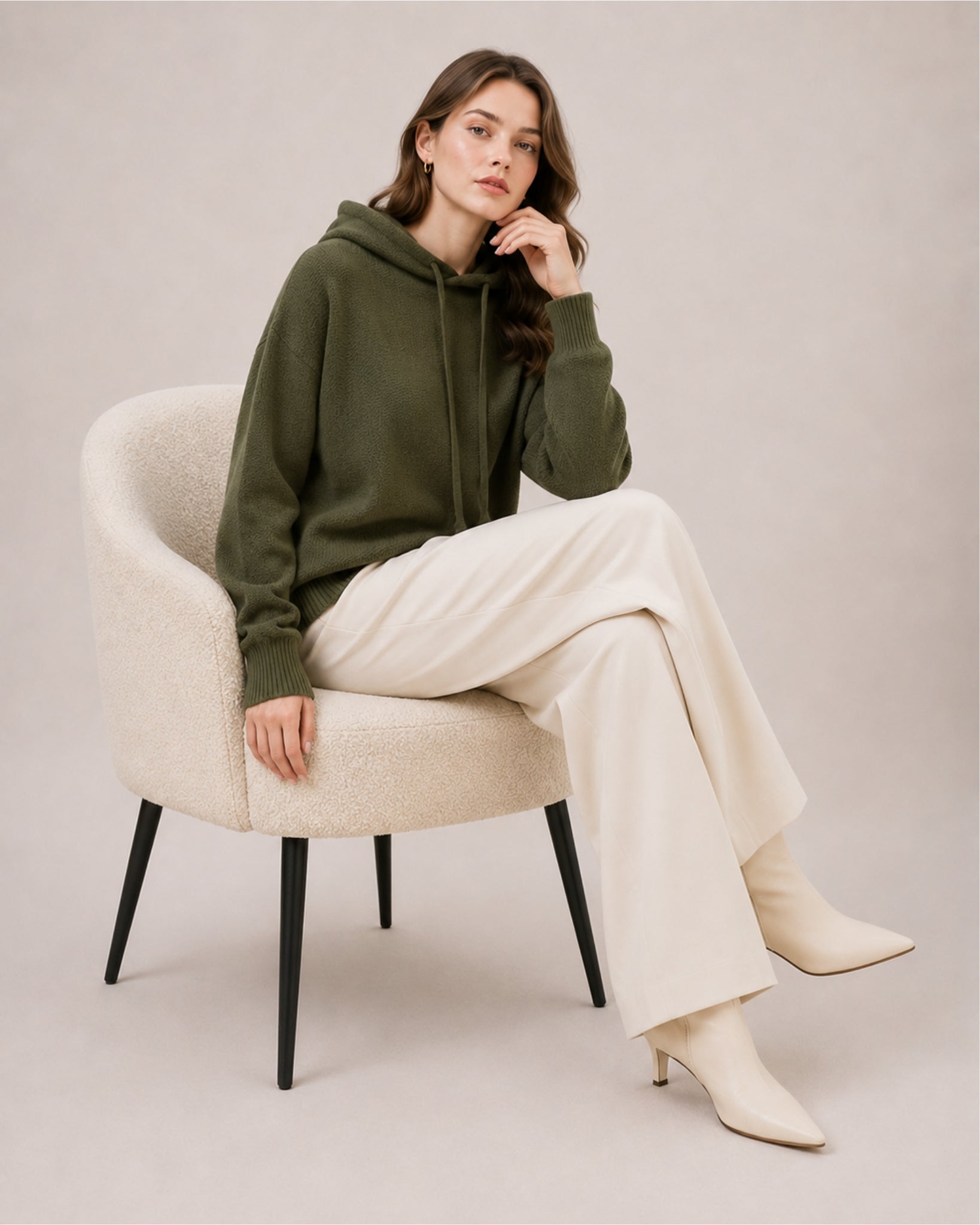 Women's Oversized Knitted Hoodie