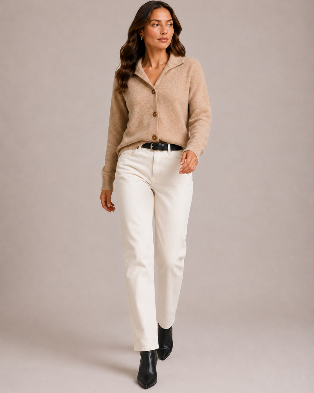 Women's Button-Up Knitted Cardigan with Collar