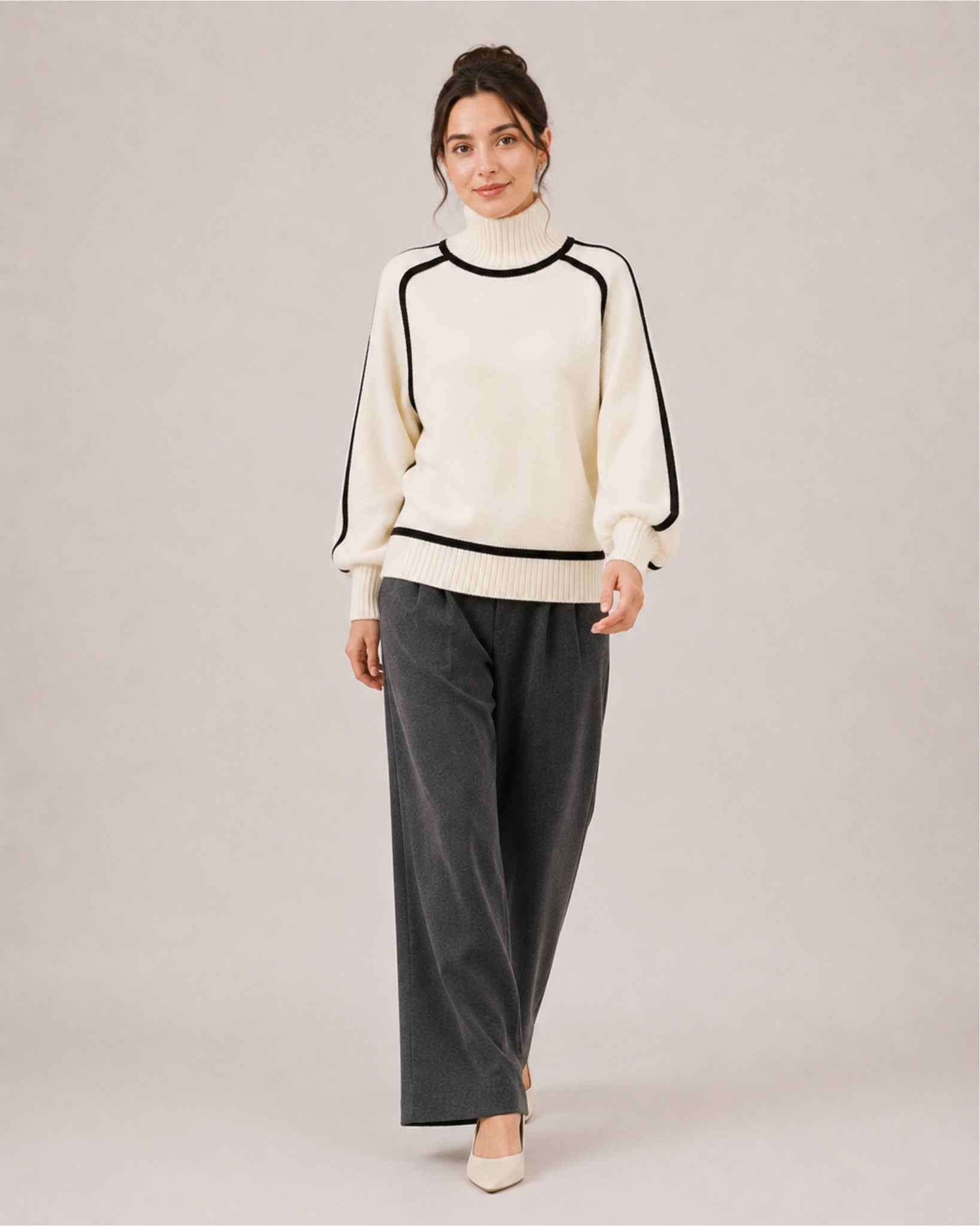Women's Oversized Turtleneck Jumper with Contrast Trim