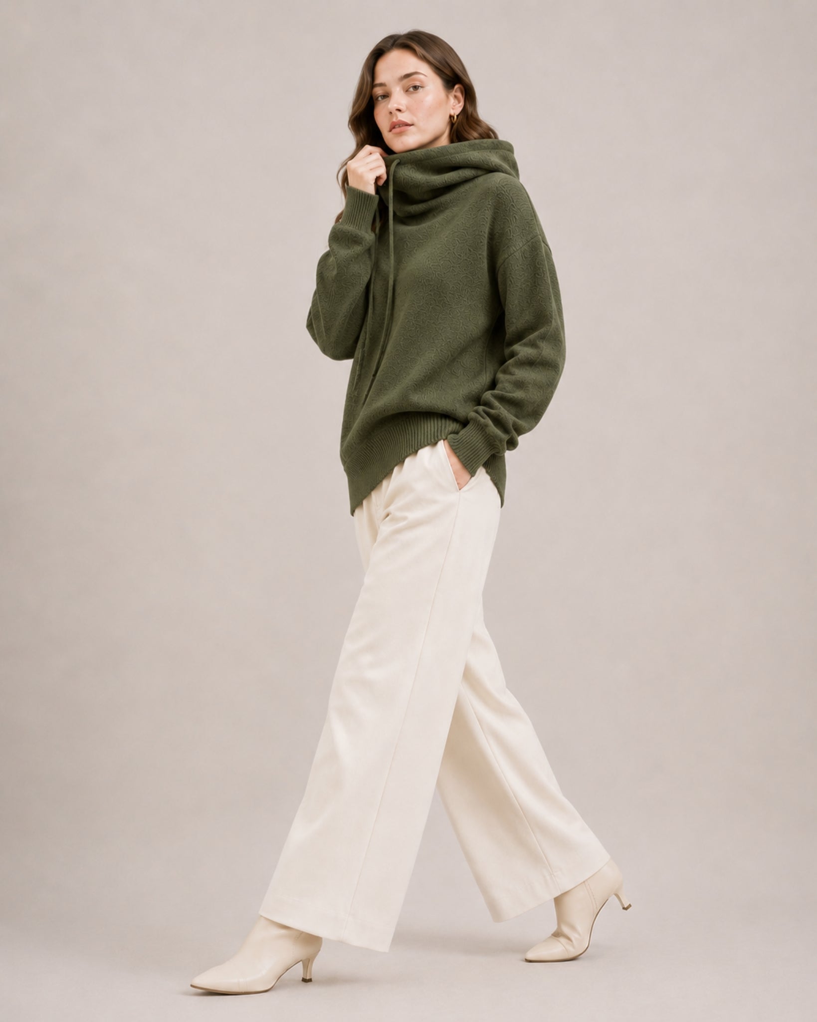Women's Oversized Knitted Hoodie