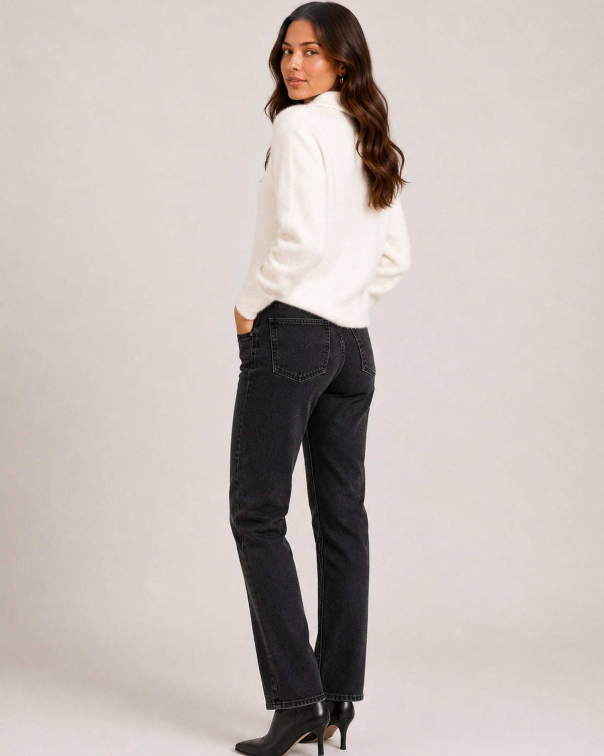 Women's Button-Up Knitted Cardigan with Collar