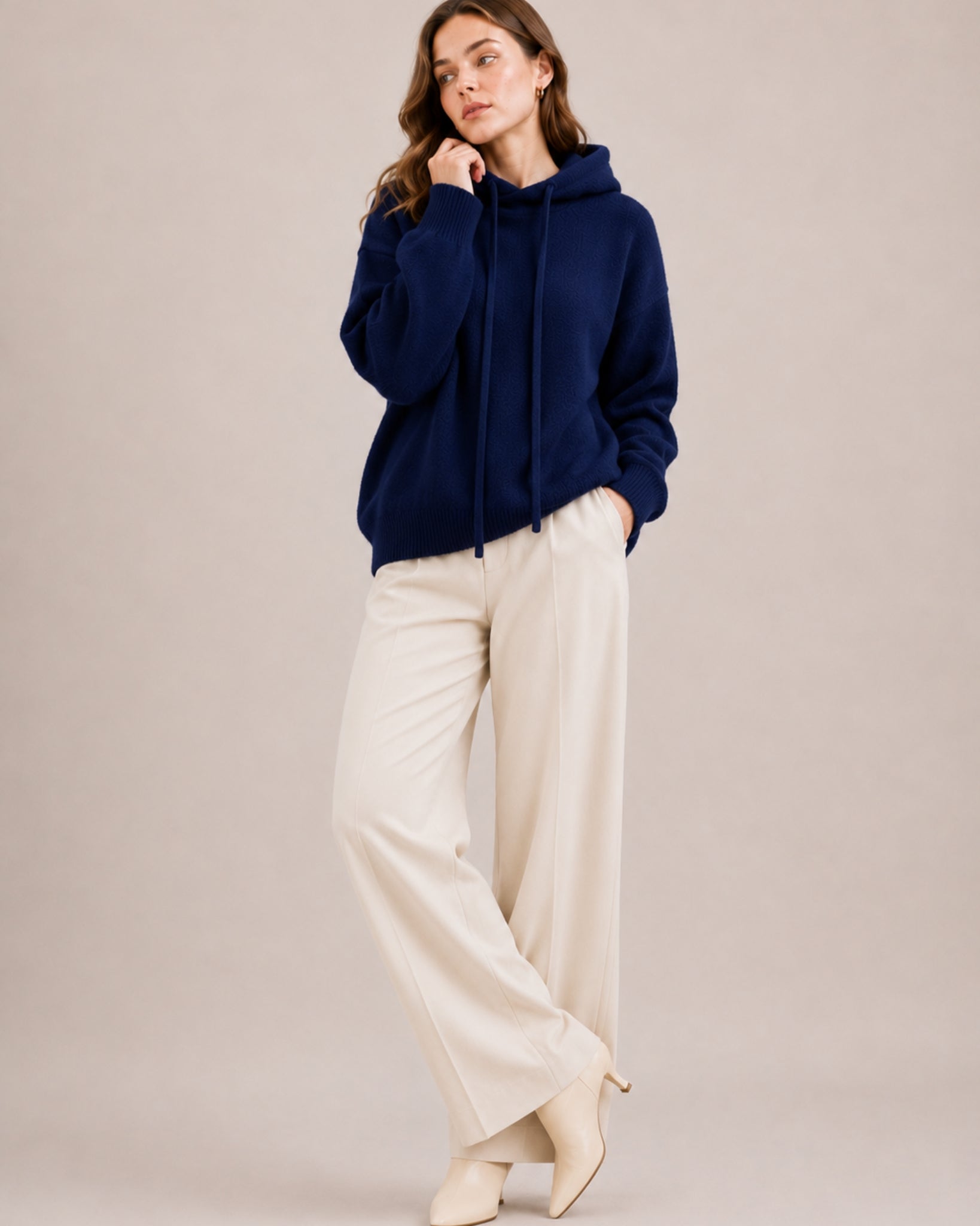 Women's Oversized Knitted Hoodie