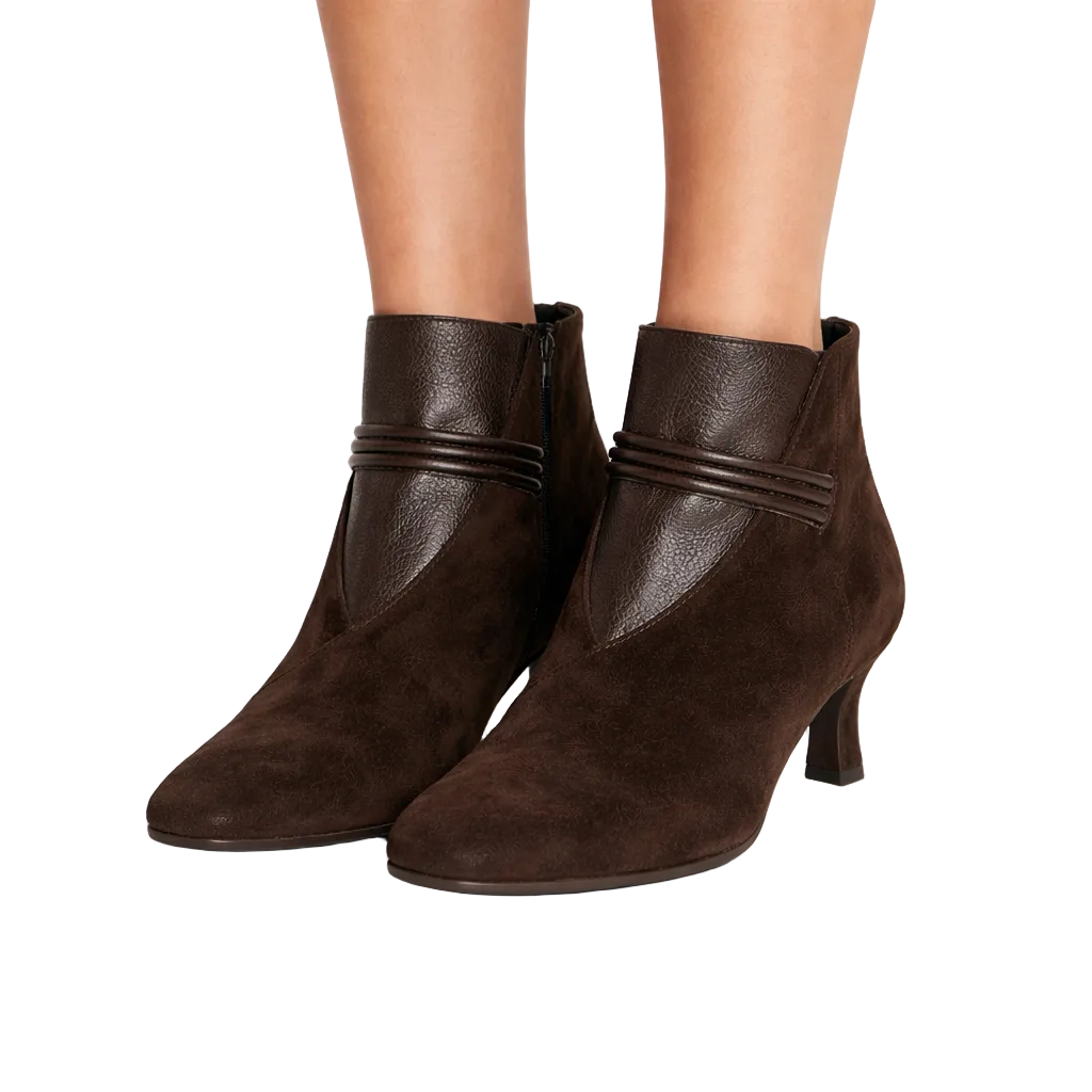 Women's Leather Ankle Boots Heritage Pointed Toe Ruffled Brown Black